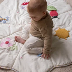 Kids Avery Row Throws|Blankets><noscript><img width=