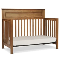 DaVinci Autumn 4-in-1 Convertible Crib - Chestnut