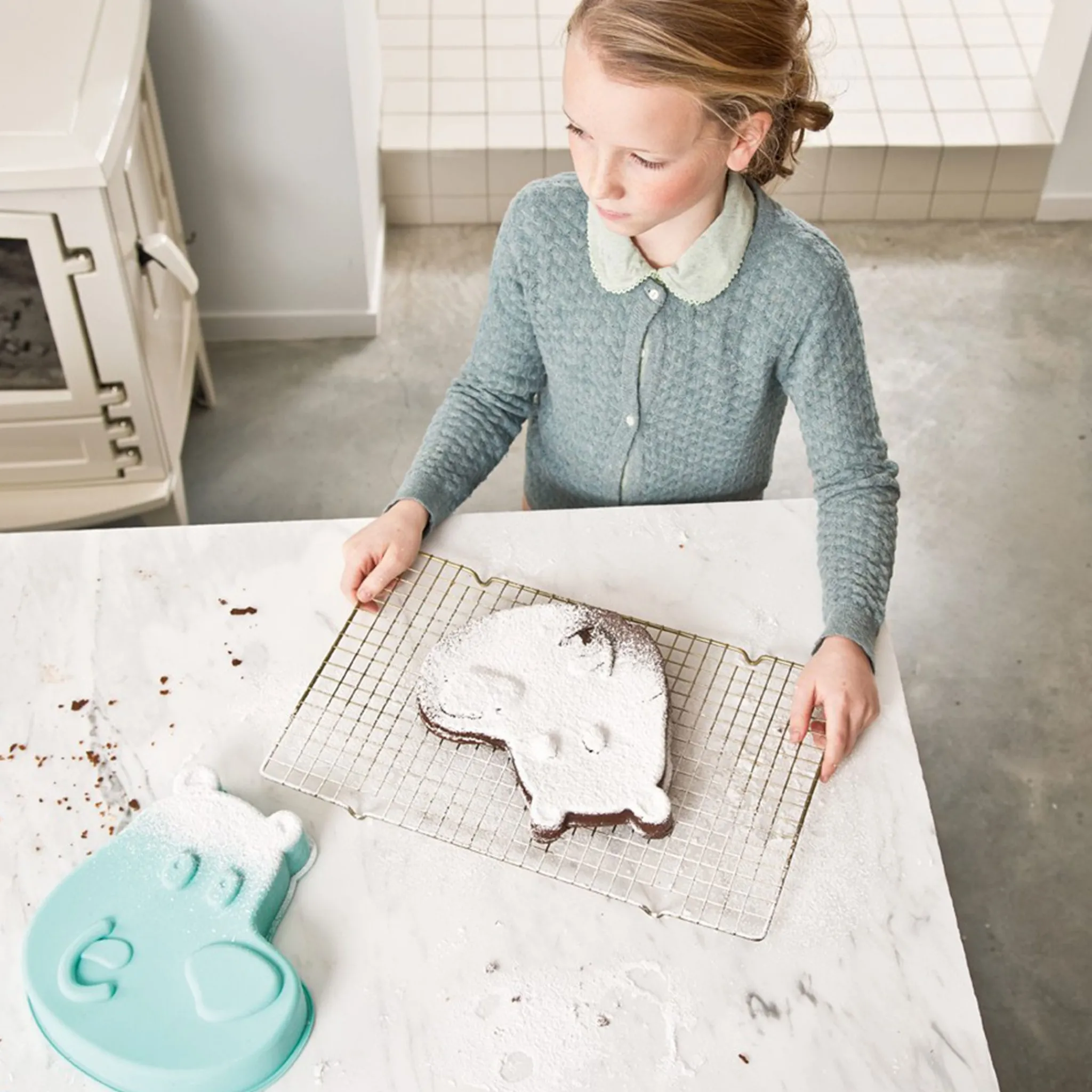 Kids Lilliputiens Baking Mould César
