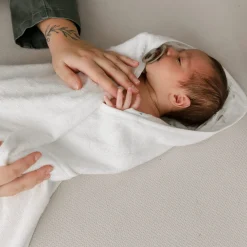 Kids Perlimpinpin Bamboo Hooded Towel - Ocean
