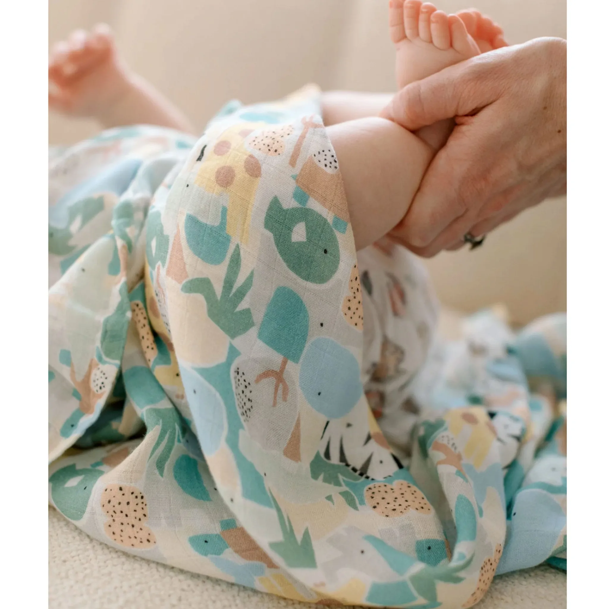 Kids Loulou Lollipop Blankets|Blankets>Bamboo Muslin Swaddle Blanket - Animal Puzzle
