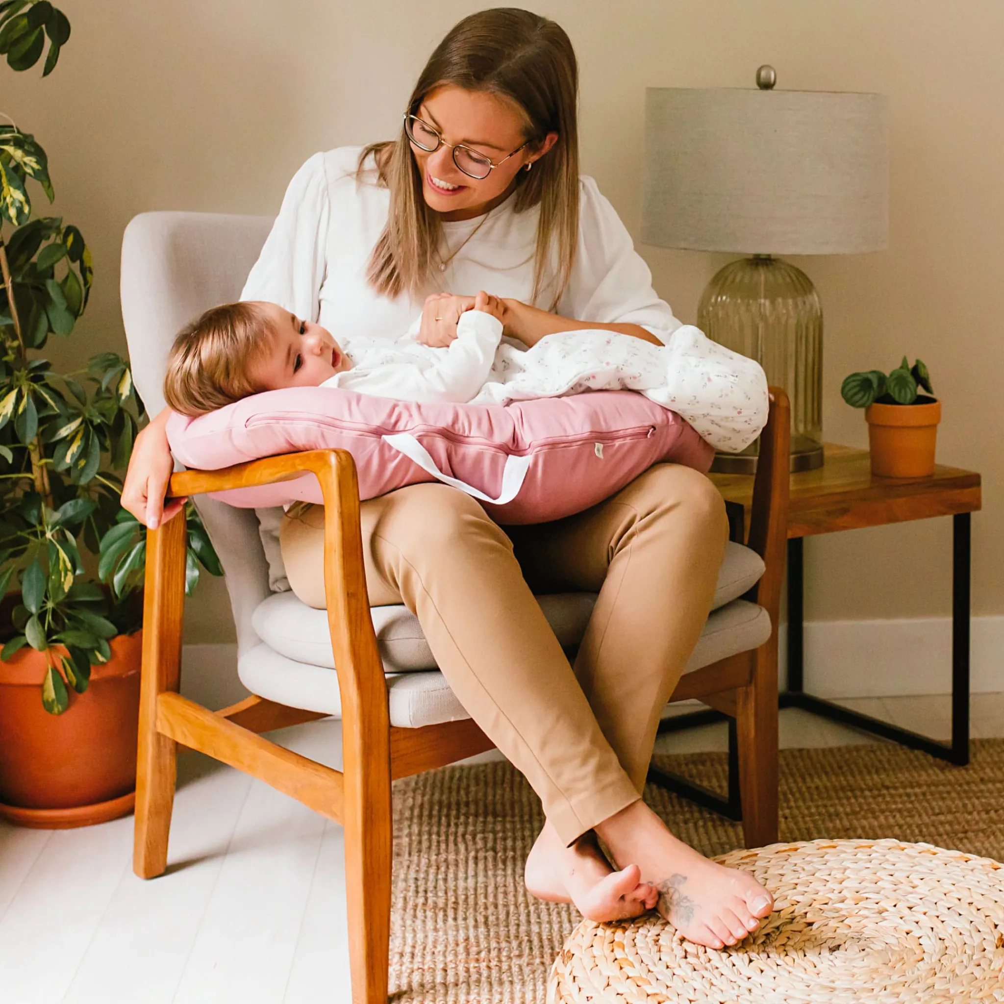 Perlimpinpin Bamboo Nursing Pillow - Lotus
