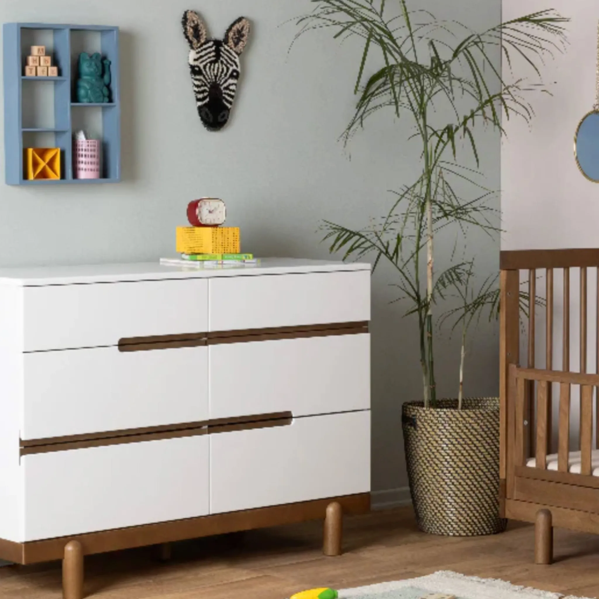 Dadada Baby Bliss 6-Drawers Dresser - White / Walnut