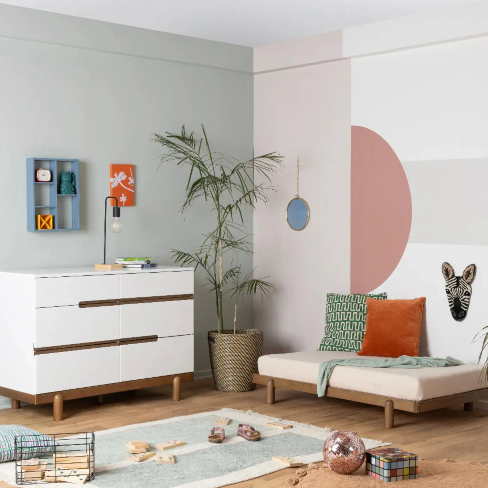 Dadada Baby Bliss 6-Drawers Dresser - White / Walnut