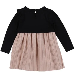 Nano Dresses, Skirts & Outfits><noscript><img width=