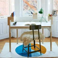Oeuf Desk><noscript><img width=