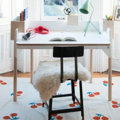 Oeuf Desk><noscript><img width=