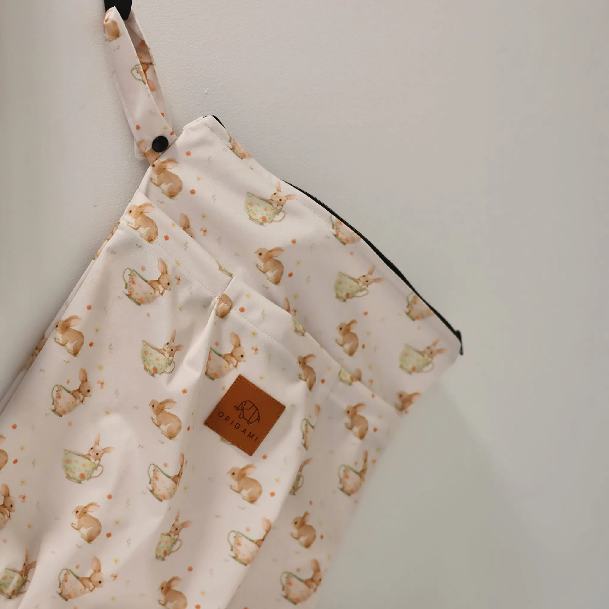 Origami Diaper Bags|Diaper Bags>Bunnies Medium Wetbag