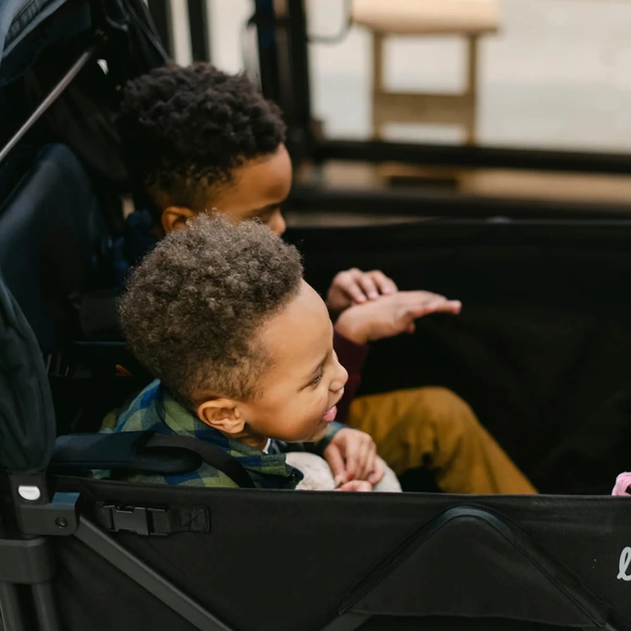 Kids Larktale Strollers|Strollers & Trailers>Caravan/Wagon V3 2024 Byron Black