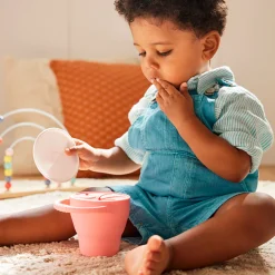 Kids Munchkin C’est Silicone!™ Snack Catcher with Lid - Coral