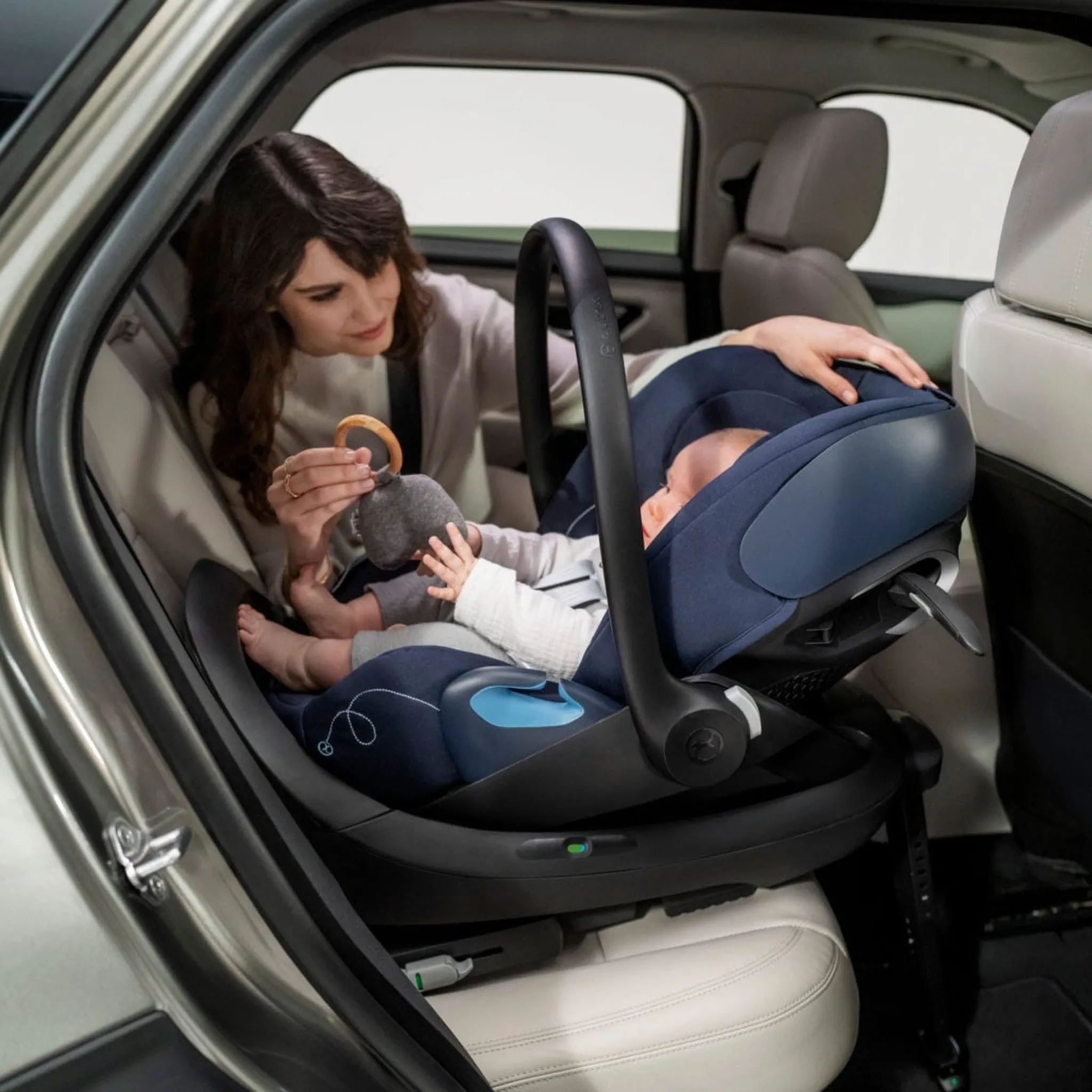 Kids Cybex Cloud G Lux Comfort Extend Infant Car Seat 4-35lb - Ocean Blue
