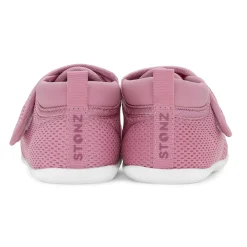 Stonz Shoes><noscript><img width=