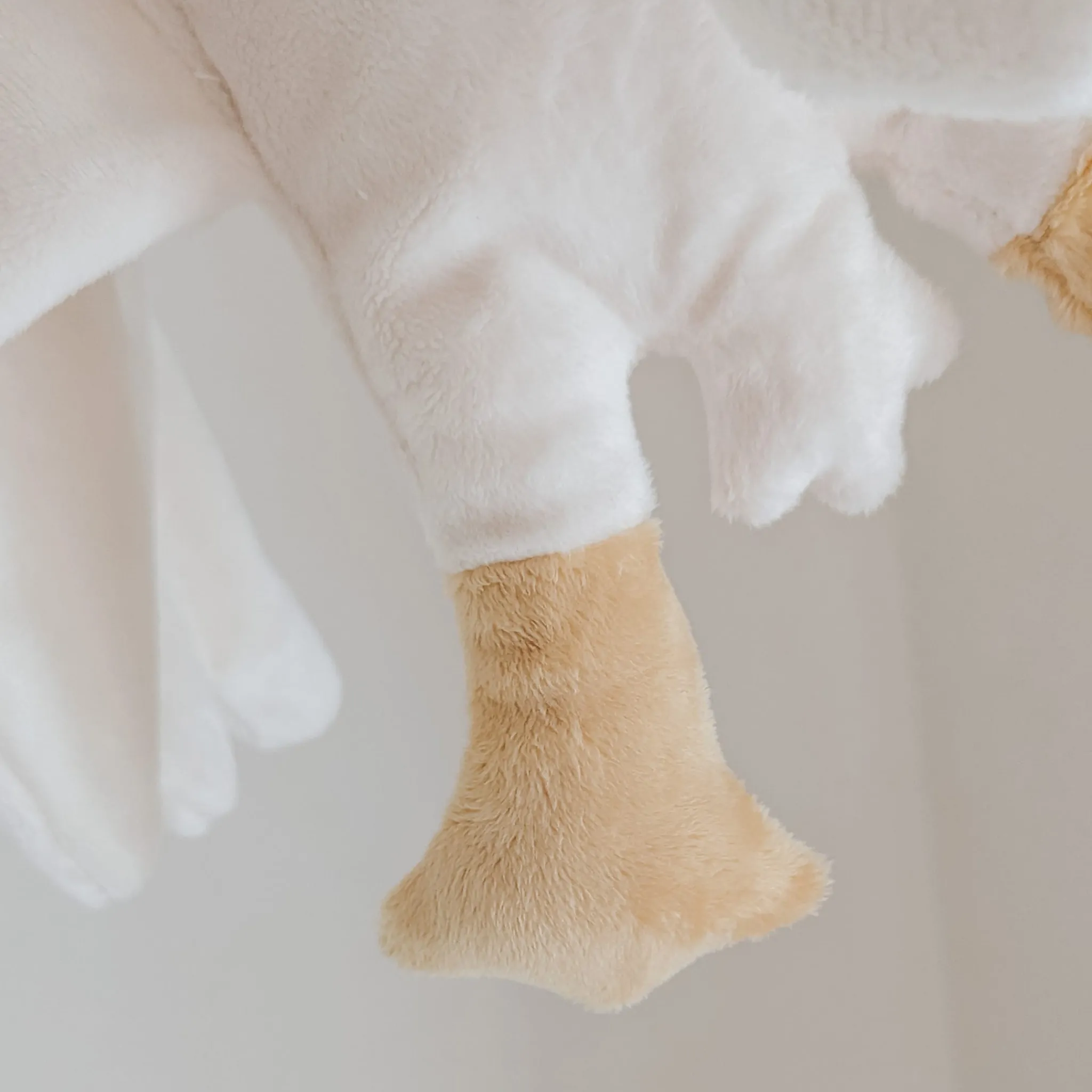 Veille sur Toi Developmental Toys>Cuddly Pal - Goose Odile