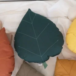 The Butter Flying Cushion Brich leaf - Green