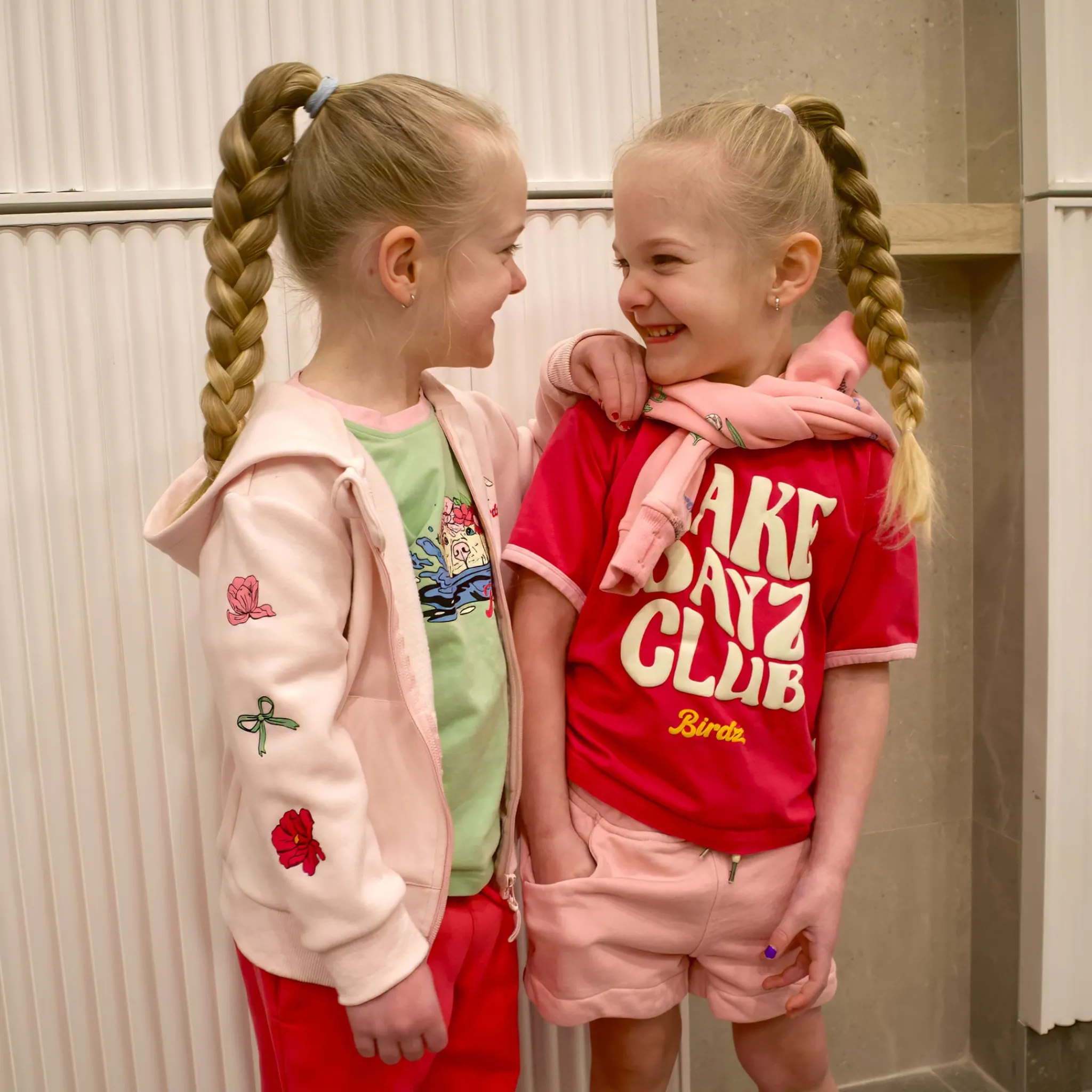Kids Birdz Fleeces And Sweatshirts|Tops>Cute Dog Hoodie 2-10