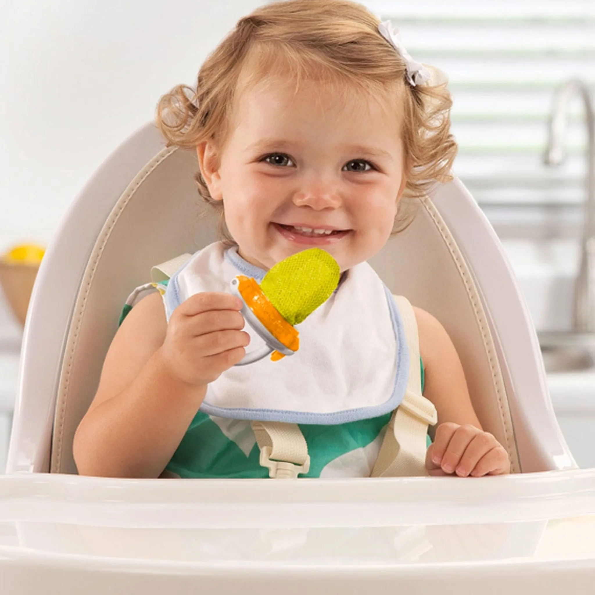 Kids Munchkin Deluxe Fresh Food Feeder - Yellow/Orange