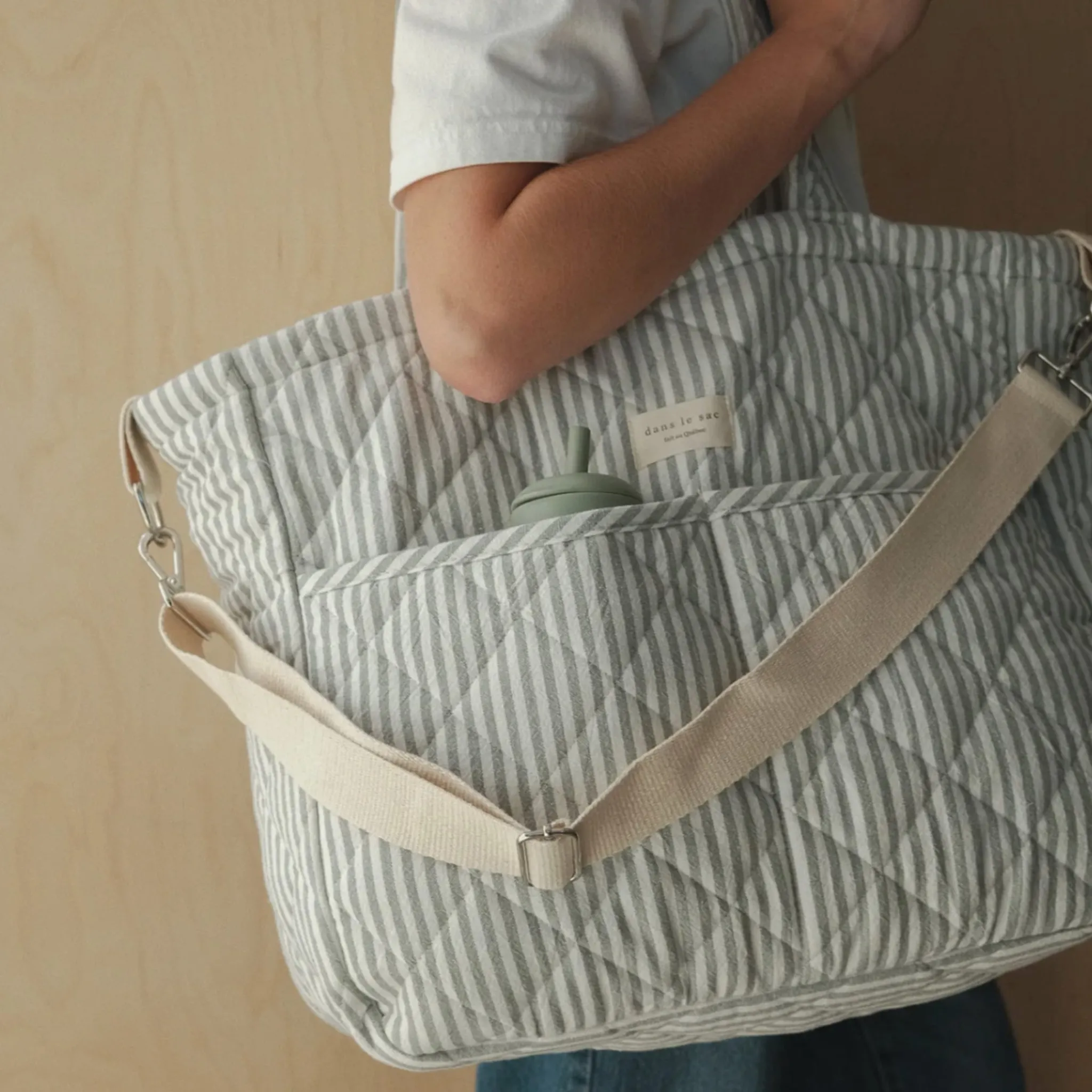 Dans Le Sac Diaper Bags|Diaper Bags>Diaper Bag-sage Strippe