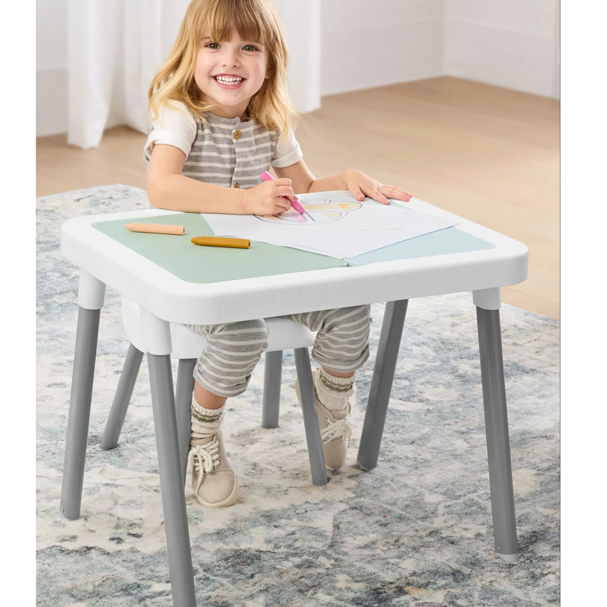 Skip Hop Discoverosity 3-in-1 Toddler Sensory Table