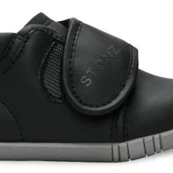 Stonz Shoes><noscript><img width=