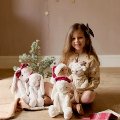 Snuggle Bunnies Fable The Cozy Dear