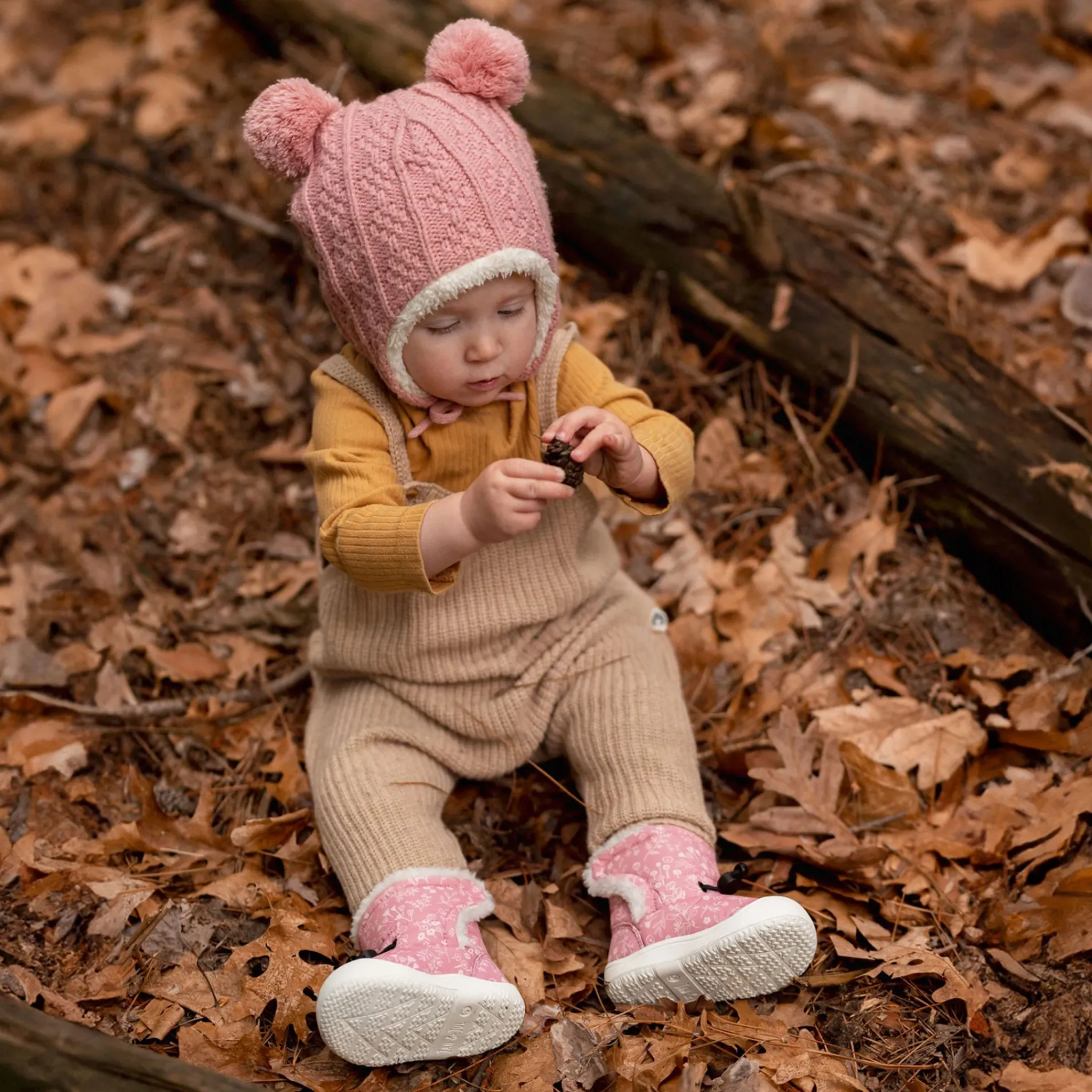 Jan n Jul Mid-Season Boots|Mid-Season Boots>Flowers Stay-Put Booties 6-24m
