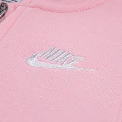 Nike Dresses, Skirts & Outfits><noscript><img width=