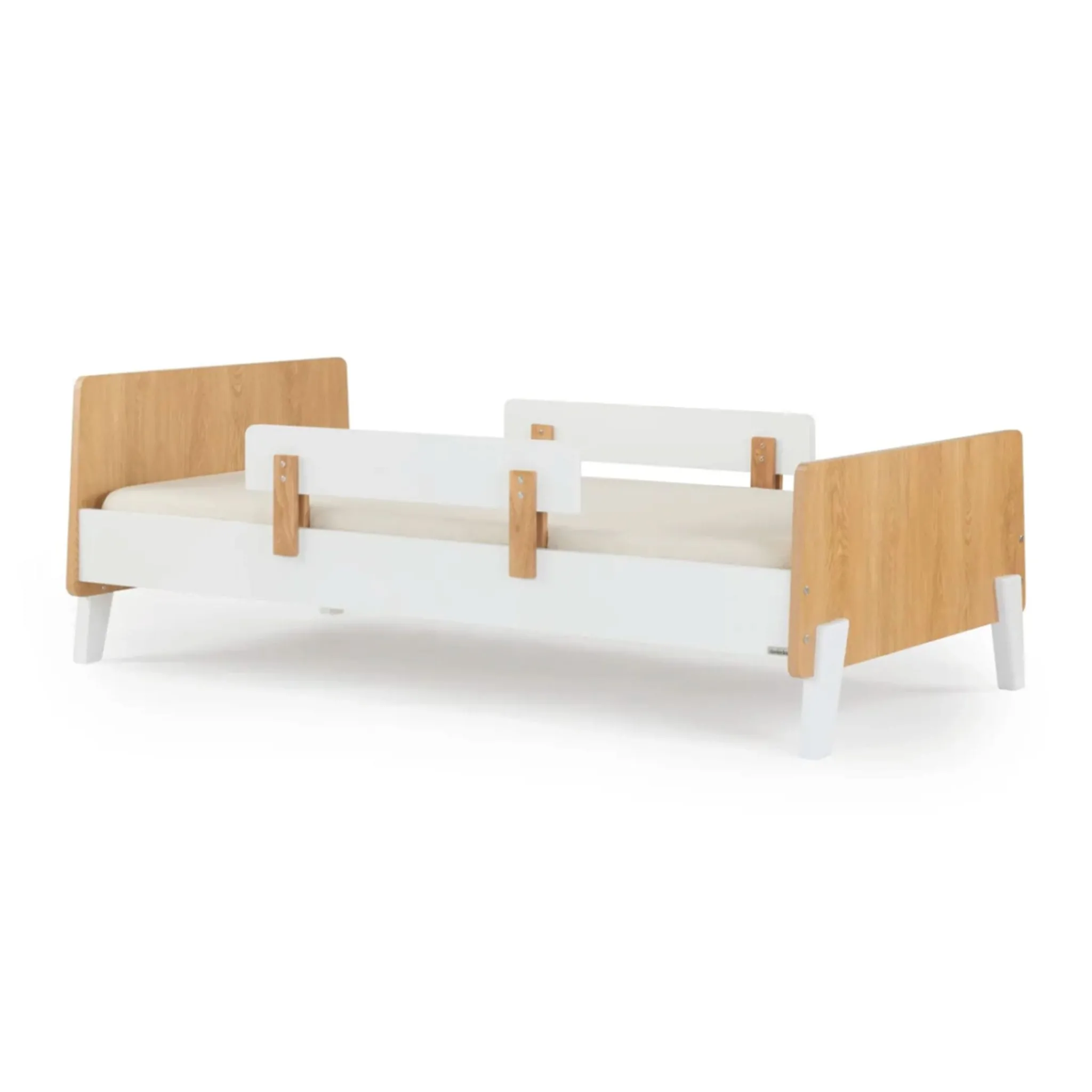 Dadada Baby Twin, Full & Queen Beds>Fun Twin Bed - White/Red Oak (2 Boxes)
