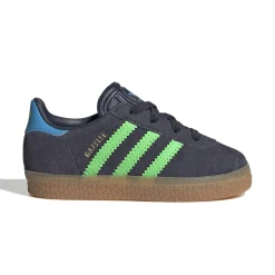 Adidas Shoes|Athletic Shoes>Gazelle Shoe Size 4-10