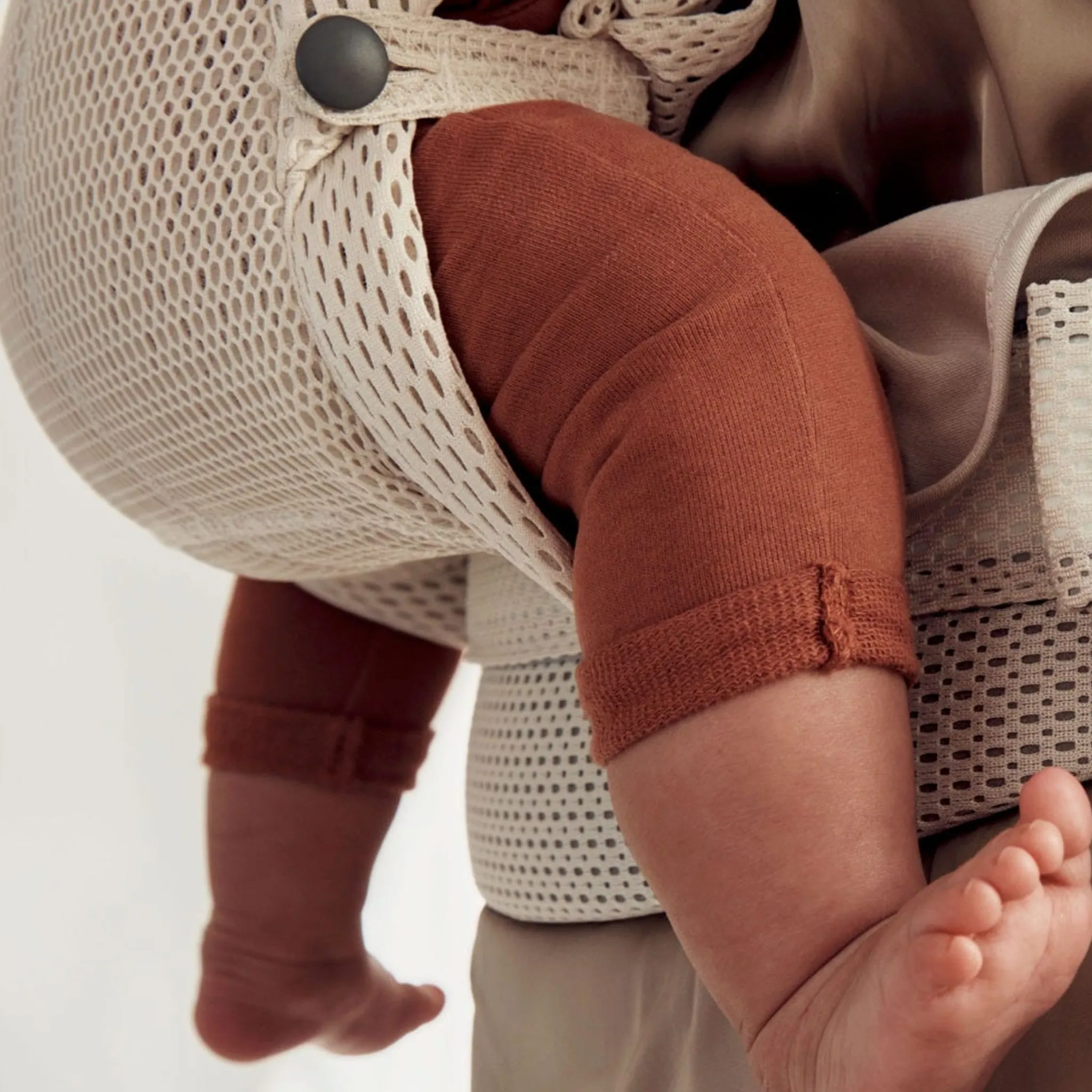 Babybjorn Outdoors & Travel|Baby Carriers>Harmony Baby Carrier - Cream 3D Mesh