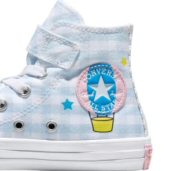 Converse Shoes><noscript><img width=