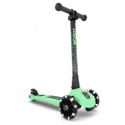 Kids Scoot and Ride Bikes And Accessories|Bikes & Scooters>Highwaykick 3 Led Scooter - Kiwi