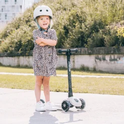 Kids Scoot and Ride Highwaykick 3 Led Scooter - Ash