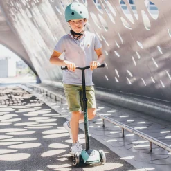 Kids Scoot and Ride Bikes And Accessories|Bikes & Scooters>Highwaykick 5 Led Scooter - Forest