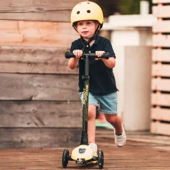Kids Scoot and Ride Bikes And Accessories|Bikes & Scooters>Highwaykick 3 Led Scooter - Lemon