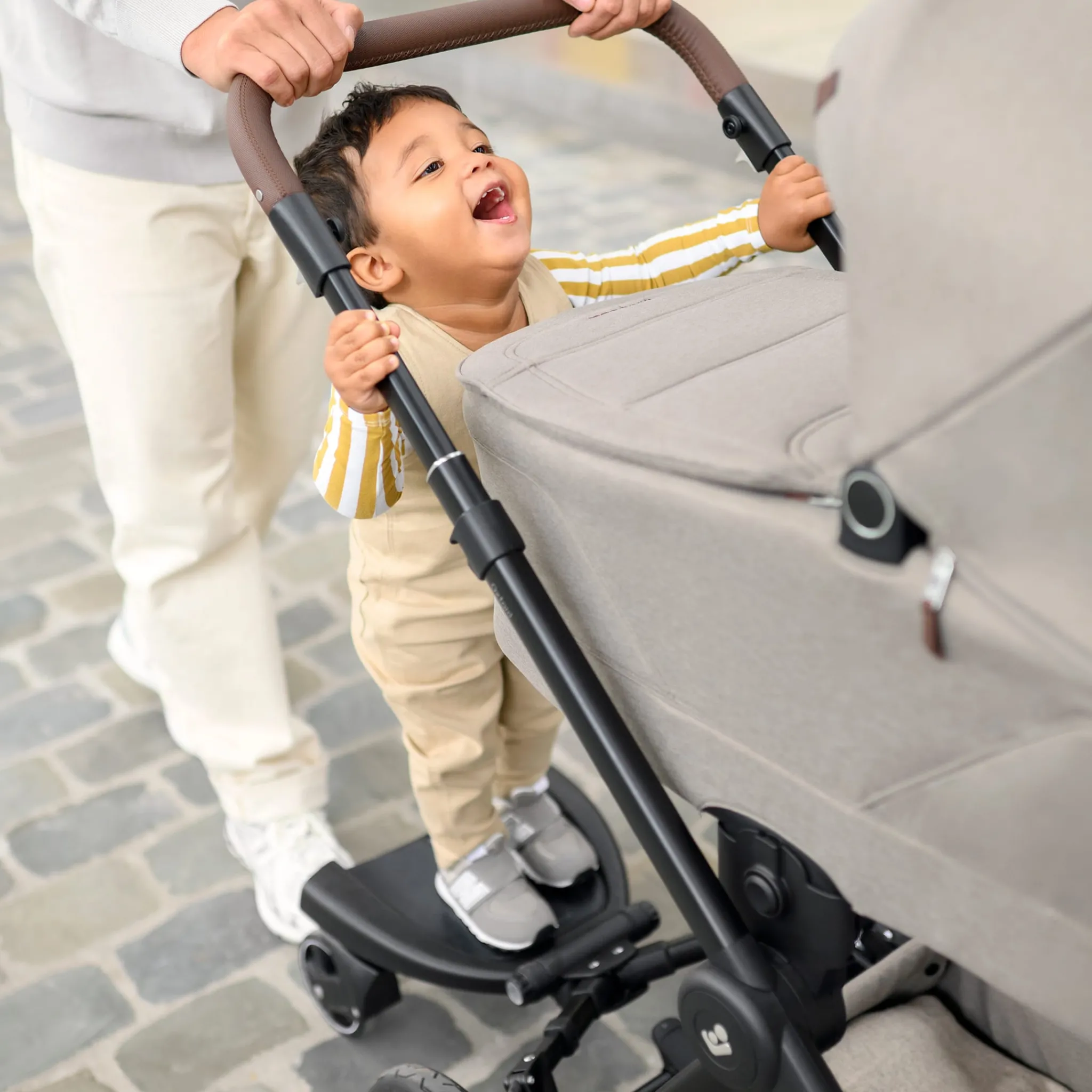Maxi-cosi Strollers & Trailers>Hop-on Board