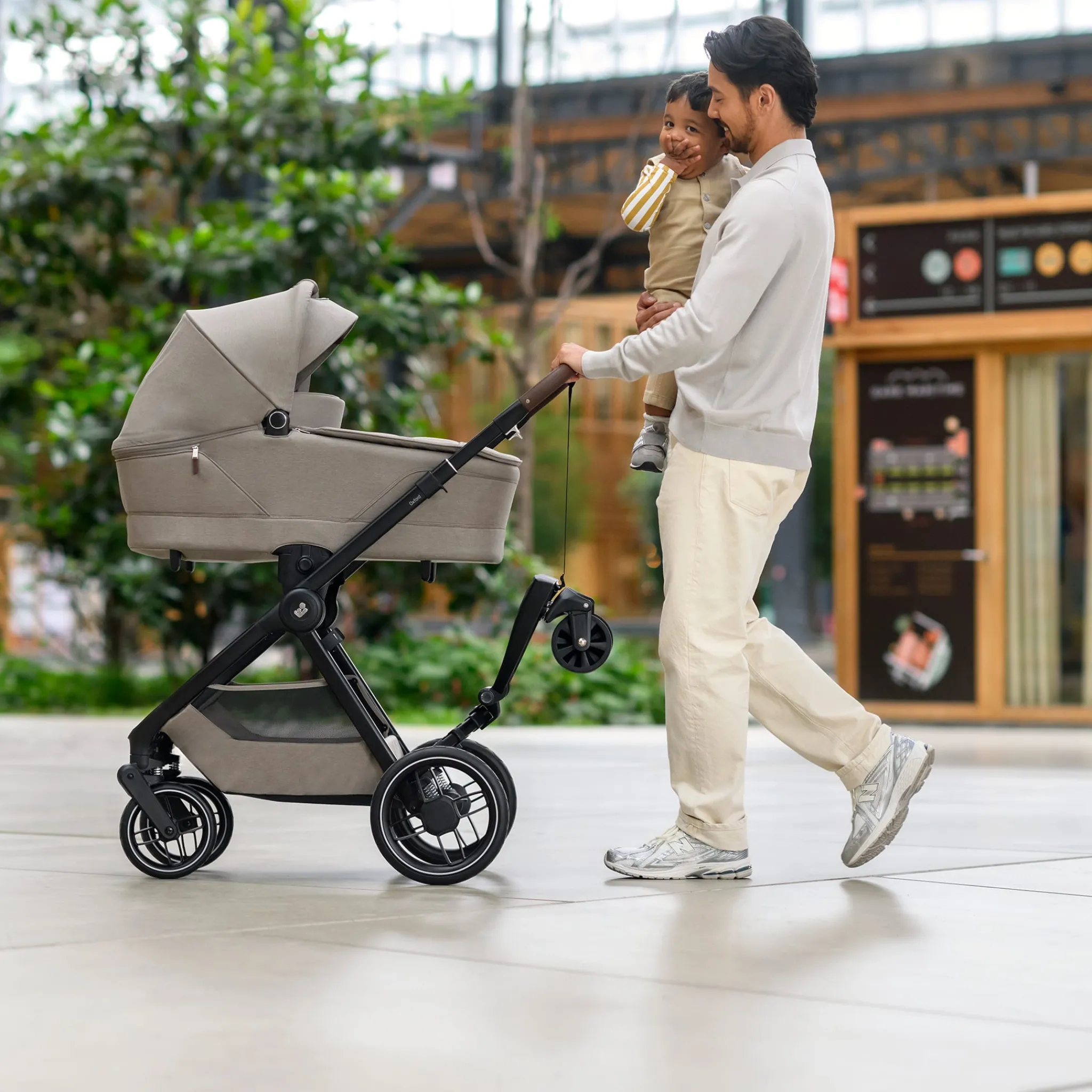 Maxi-cosi Strollers & Trailers>Hop-on Board