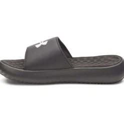 Under Armour Sandals><noscript><img width=