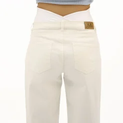 Bella Maternite Jeans & Pants><noscript><img width=