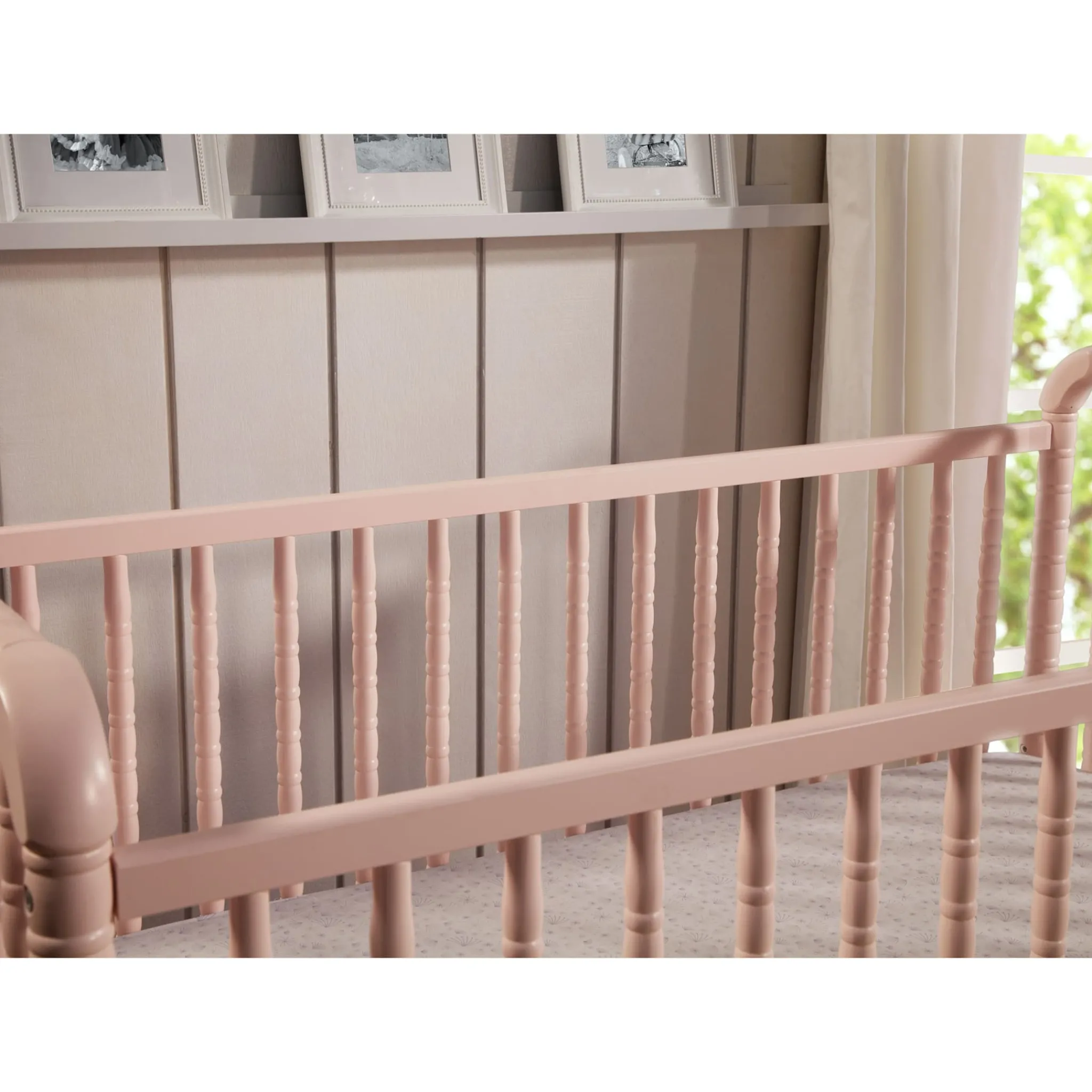 DaVinci Jenny Lind 3-in-1 Convertible Crib - Blush Pink
