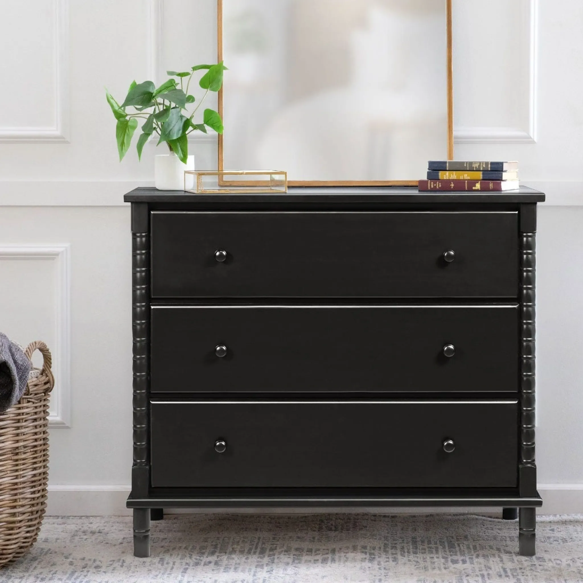 DaVinci Jenny Lind Spindle 3-Drawer Dresser - Ebony Black