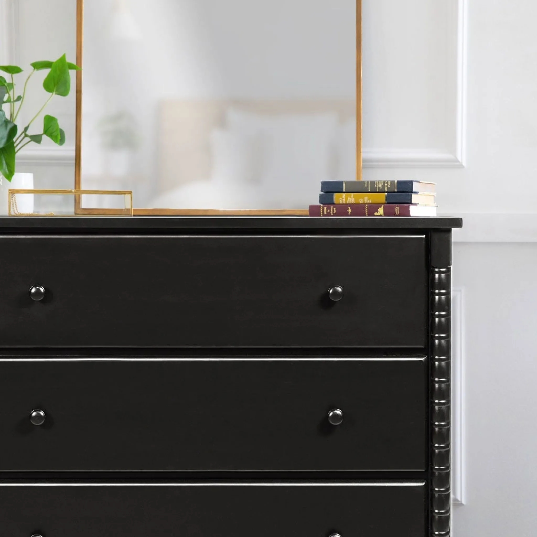 DaVinci Jenny Lind Spindle 3-Drawer Dresser - Ebony Black