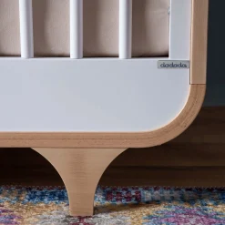 Dadada Baby Jolly 3-In-1 Convertible Crib - White/Natural