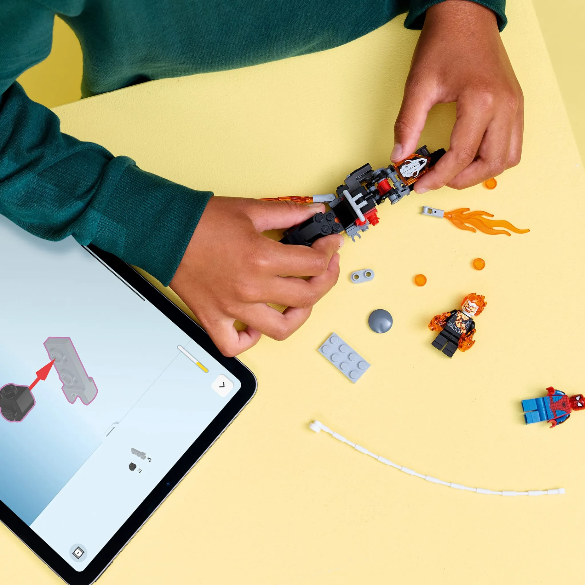 Kids LEGO® ǀ Marvel Spider-Man vs. Ghost Rider Motorcycle
