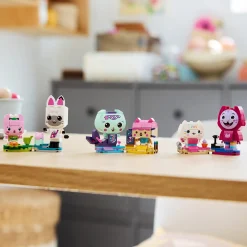 Kids LEGO® Gabby’s Dollhouse Gabby’s Brick-Built Cat Friends