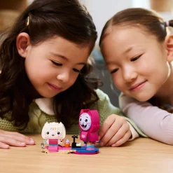 Kids LEGO® Gabby’s Dollhouse Gabby’s Brick-Built Cat Friends
