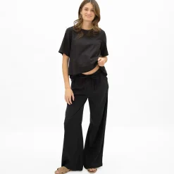 Bella Maternite Jeans & Pants><noscript><img width=
