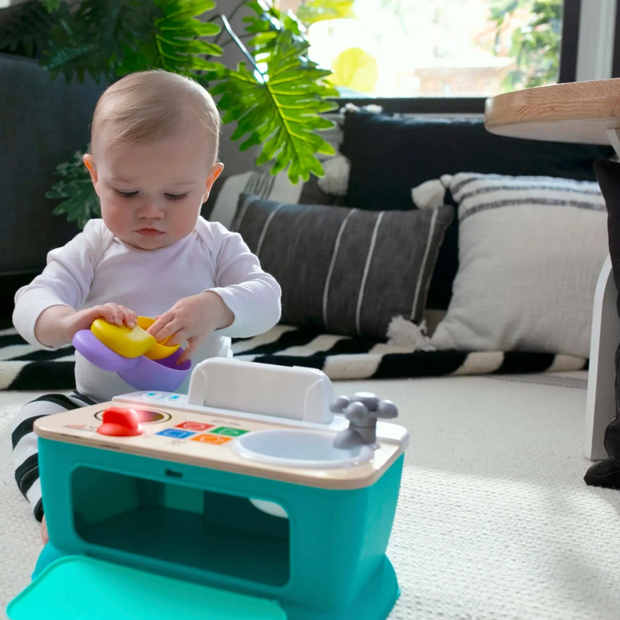 Raz Baby Developmental Toys>Magic Touch Kitchen™ Pretend to Cook Toy