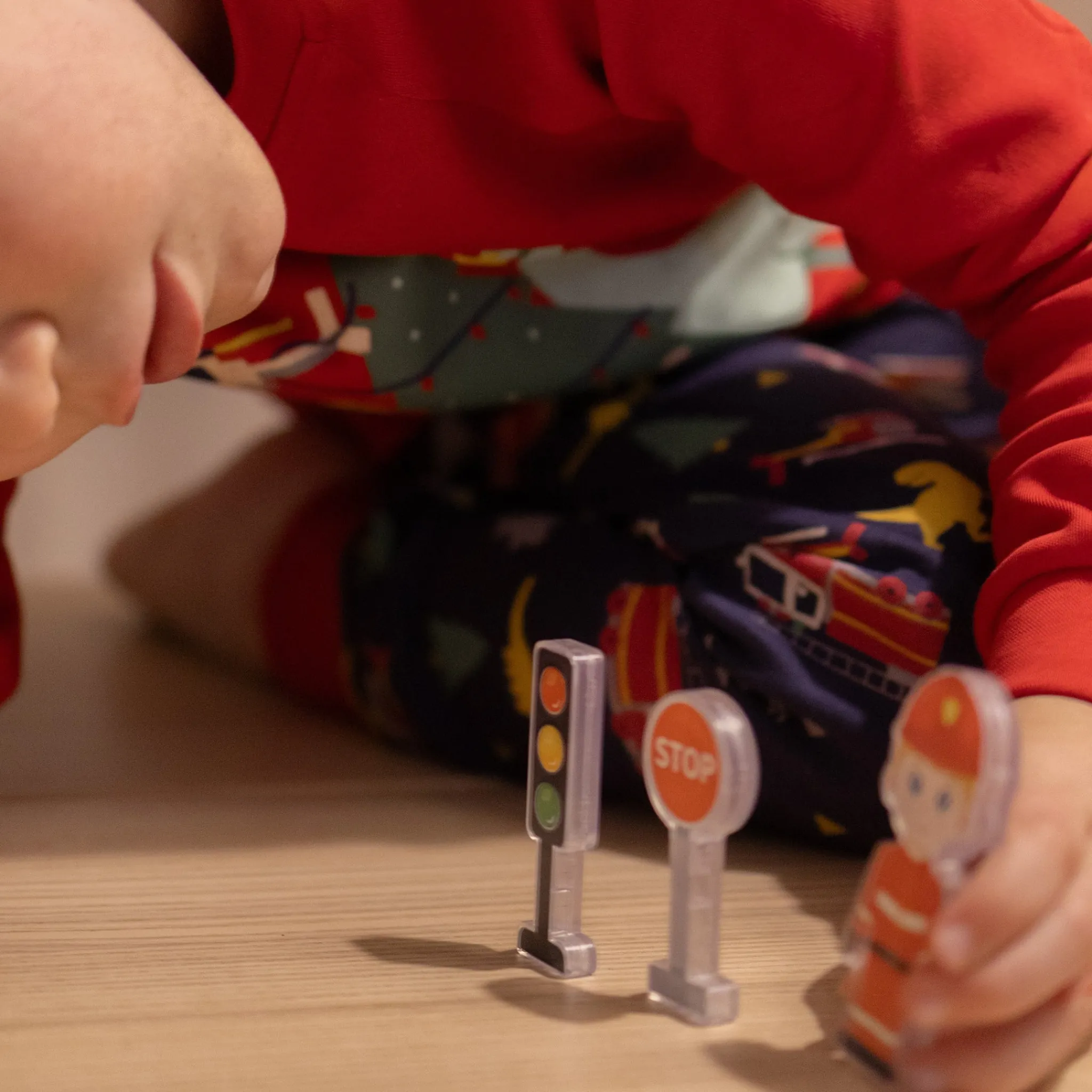 Kids Bebe Confort Assembly & Construction>Magnetic Tiles - Firefighters