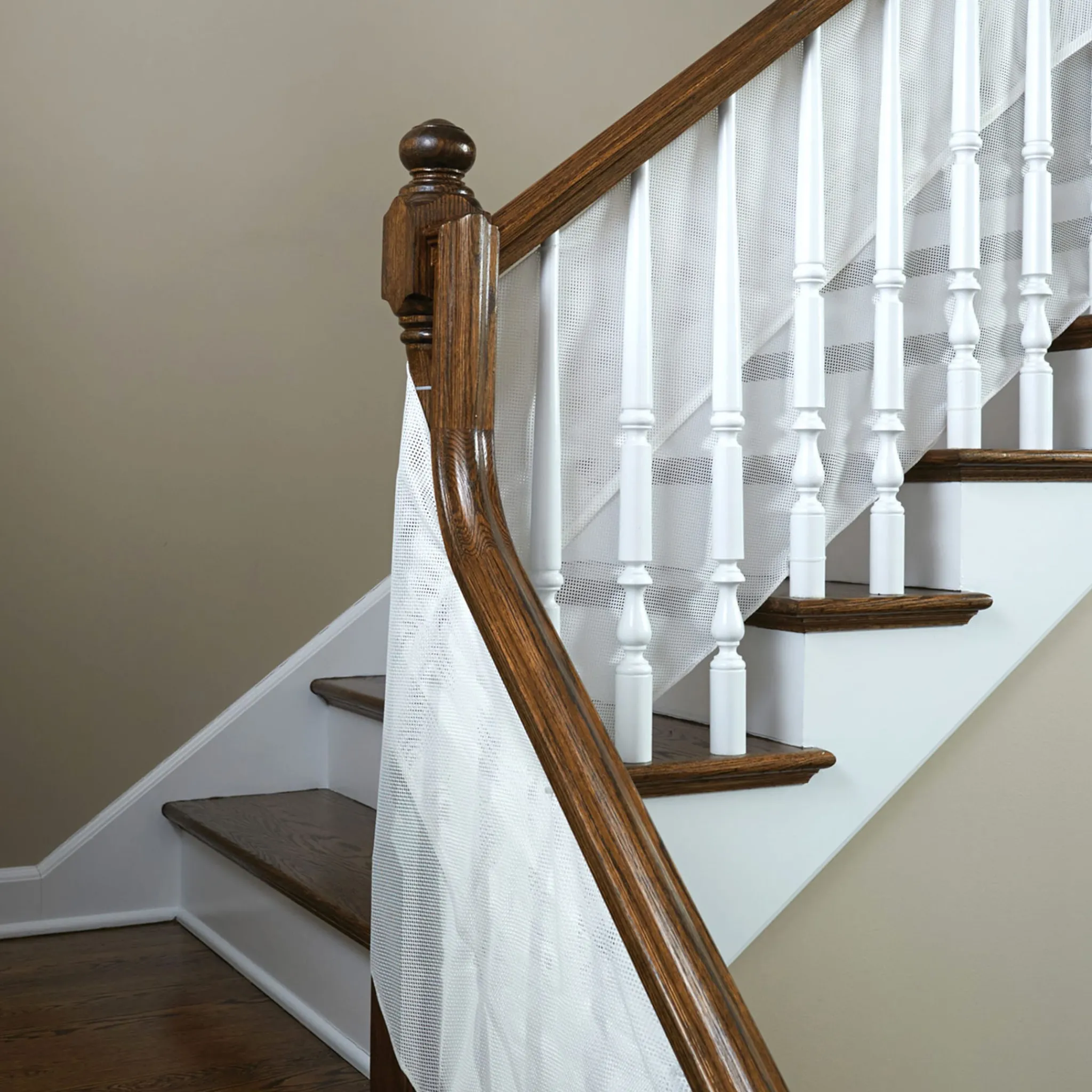 Kidco Gates & Safety>Mesh Rail Guard - White