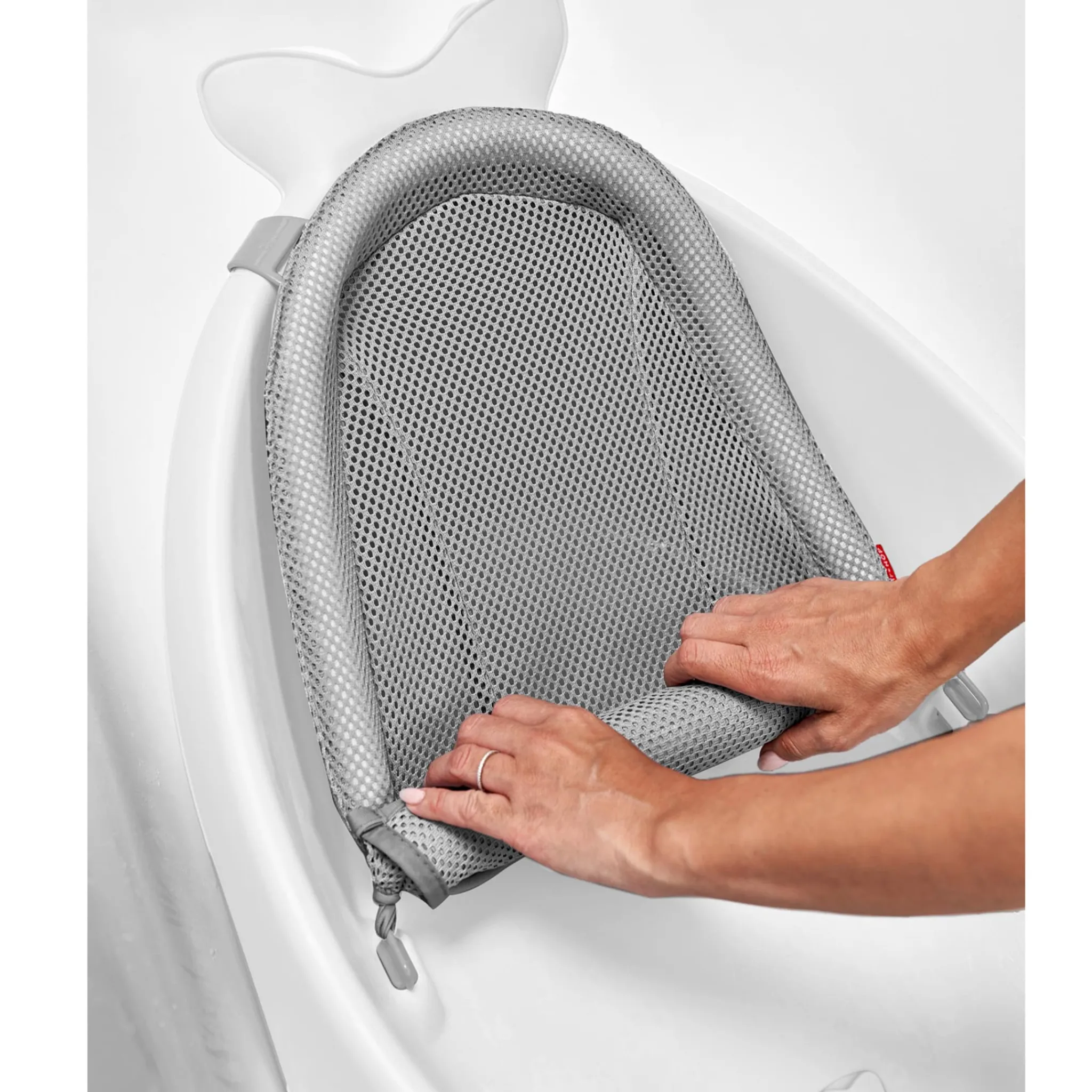 Skip Hop Baby Baths & Seats|Bath Accessories>MOBY® Smart Sling™ 3-Stage Tub - White